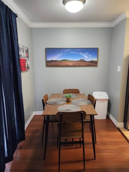 Blue Shark *E4* @ Midtown Comfortable 1Br King Apartment ฮูสตัน ภายนอก รูปภาพ